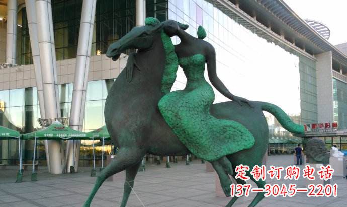 河南抽象骑马的女孩铜雕