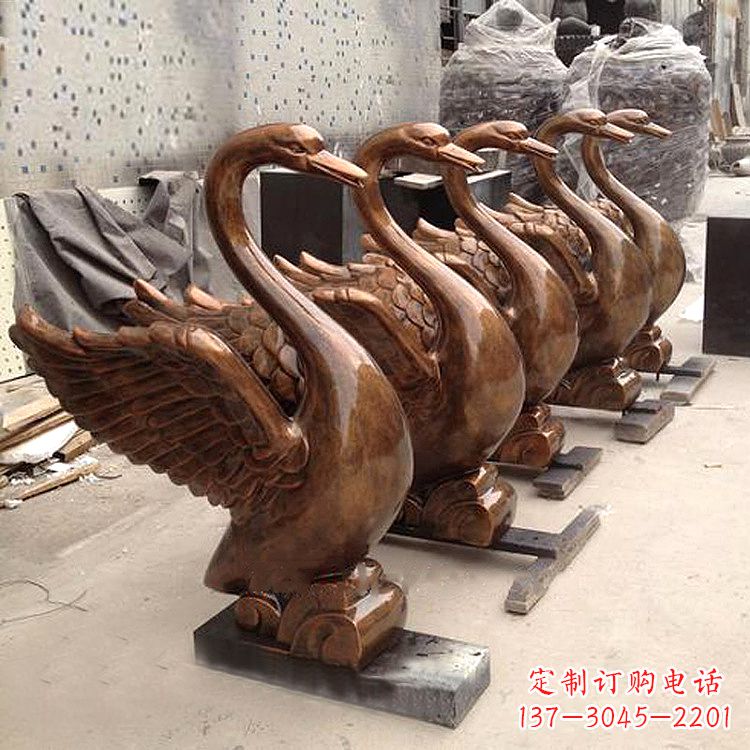 河南纯铜喷水天鹅雕塑