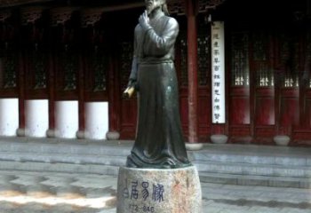 河南白居易铜雕像向著名诗人致敬