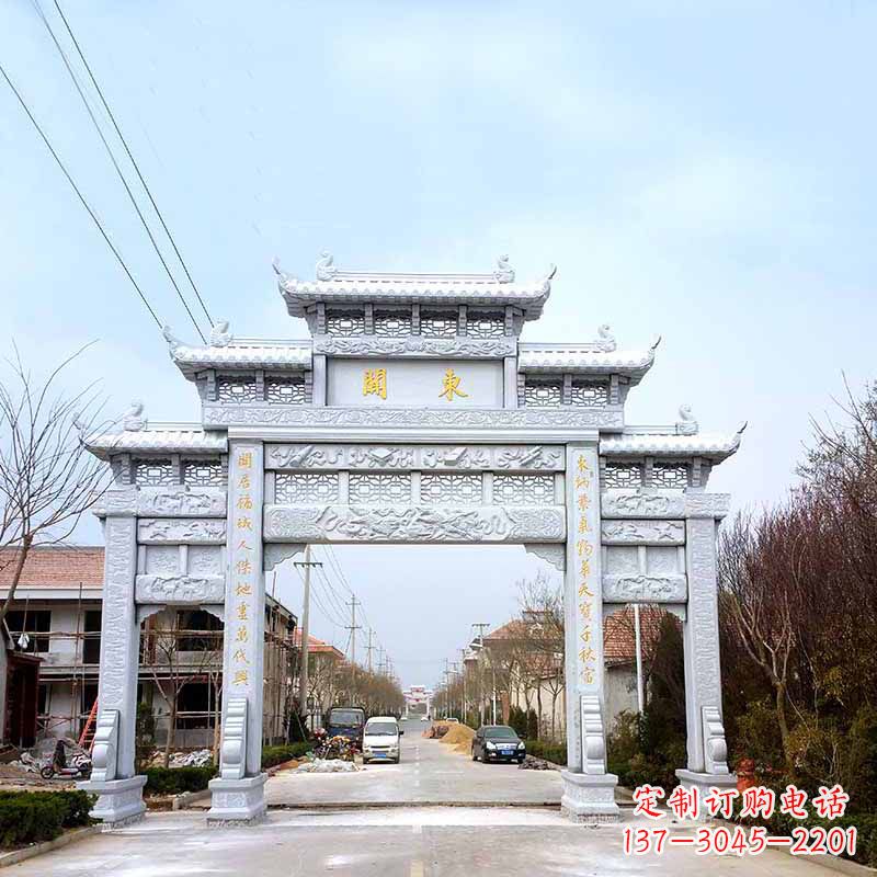 河南传承古风——村镇三门石牌坊雕塑