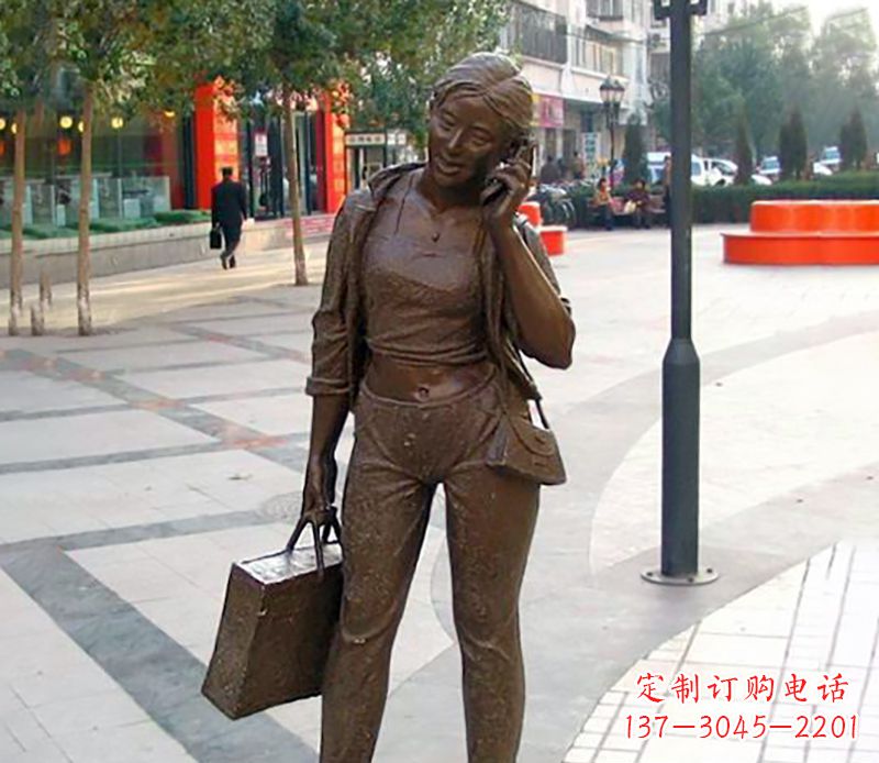 河南打电话女人现代人物雕塑