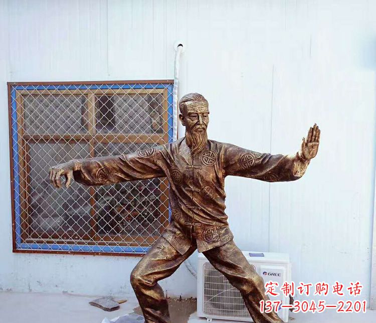 河南传承百年太极拳雕塑