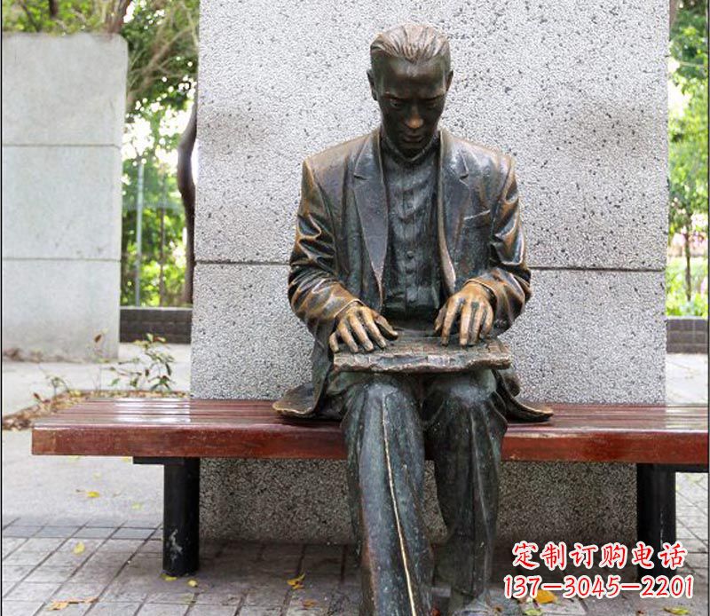 河南“男性英姿飒爽的雕塑”