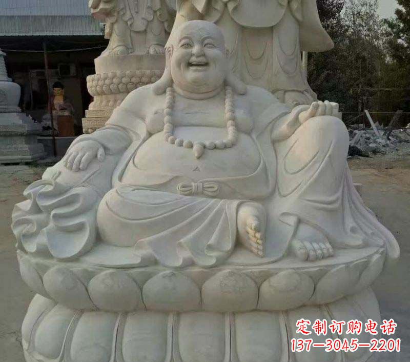 河南和尚雕塑传承中国文化的艺术精品