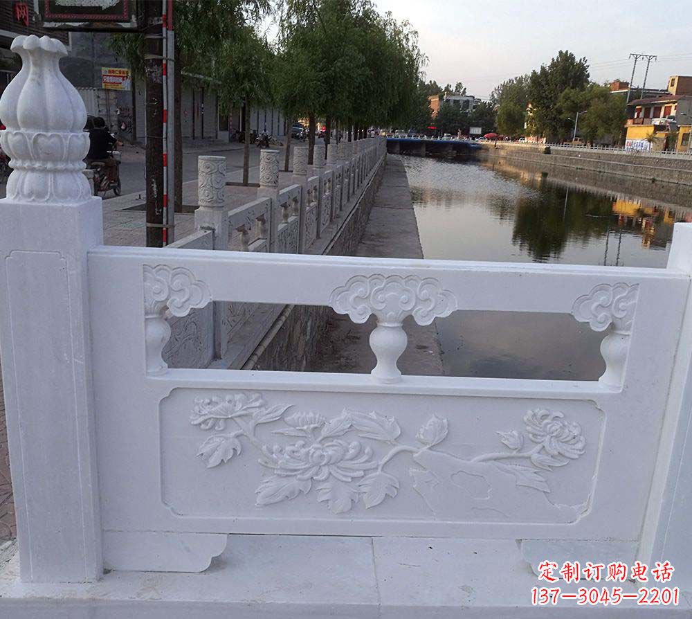 河南大理石荷花栏板雕塑