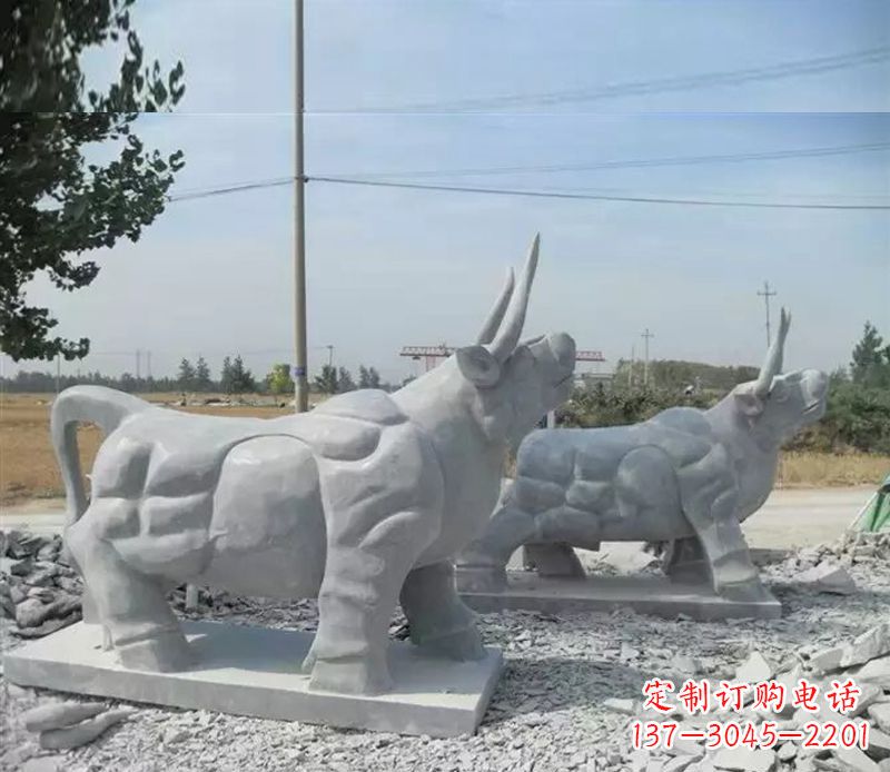 河南大理石多角度牛雕塑