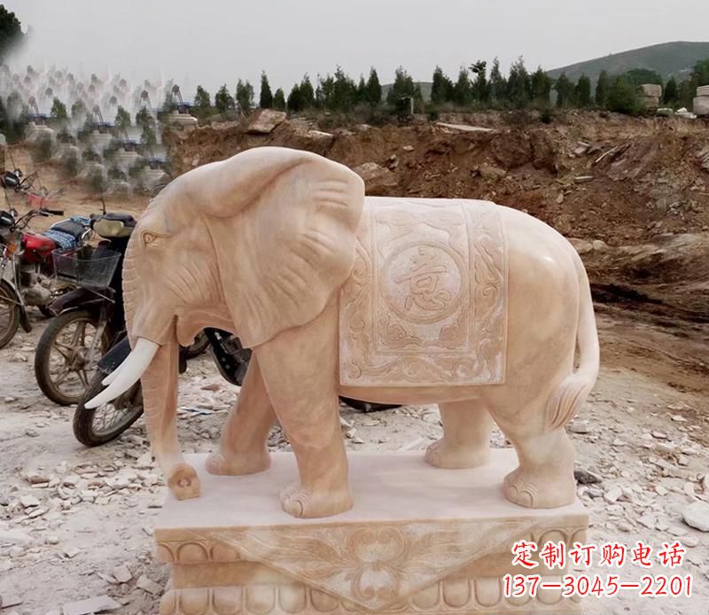 河南优雅大象大理石雕塑