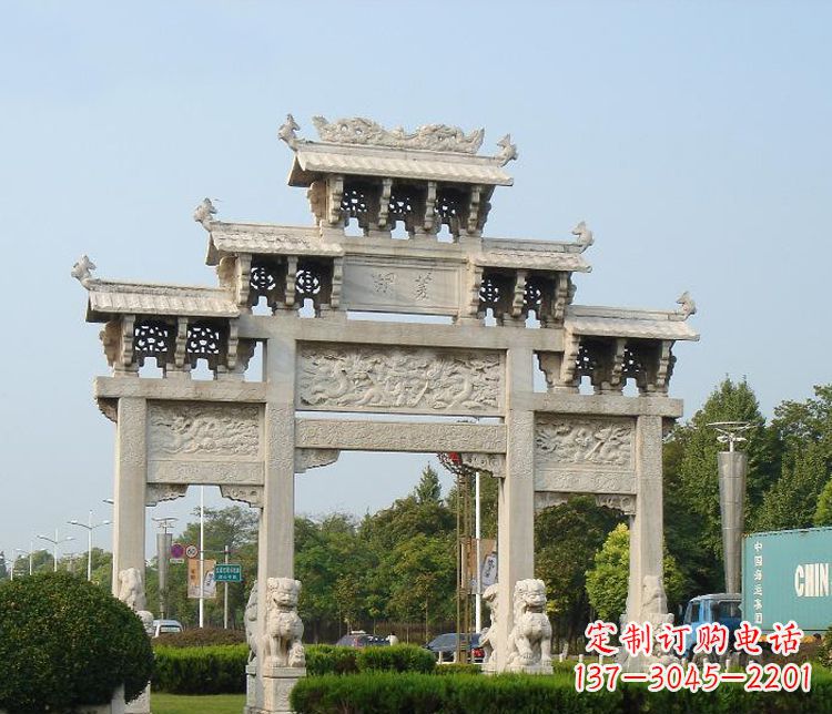 河南大理石三门广场石雕牌坊
