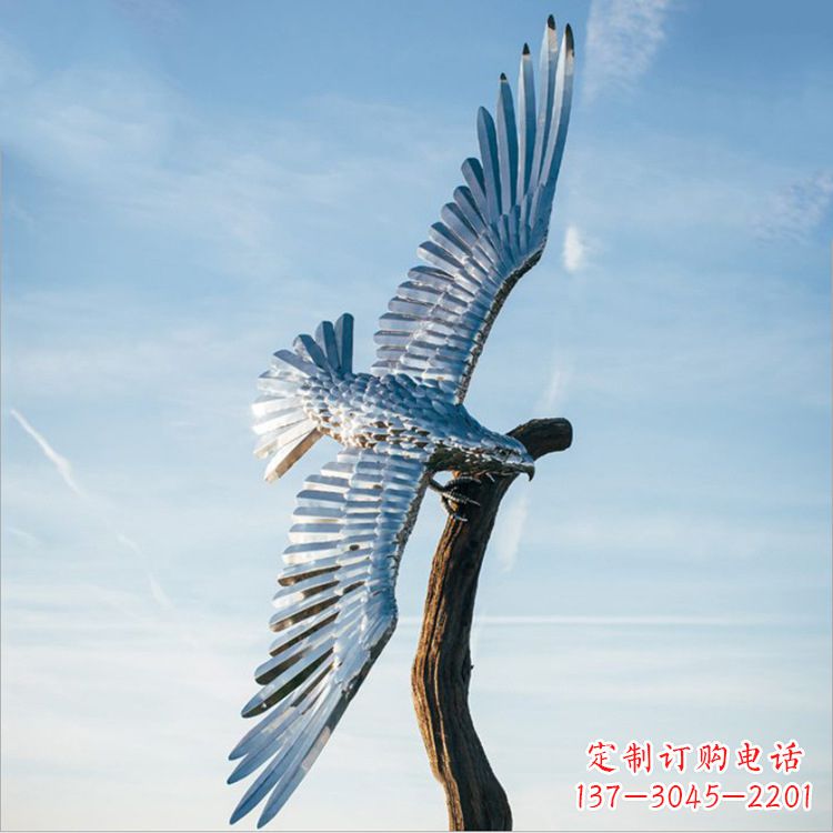 河南大鹏展翅老鹰不锈钢雕塑