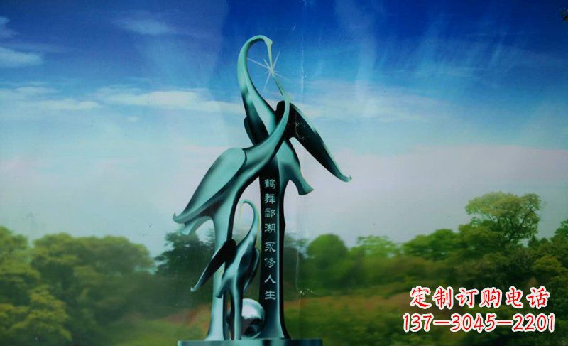 河南大型不锈钢仙鹤城市雕塑