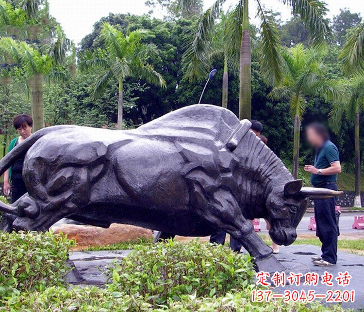 河南大型公园动物牛铜雕塑