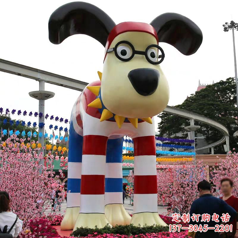 河南大型卡通狗雕塑-商场广场动物景观美陈