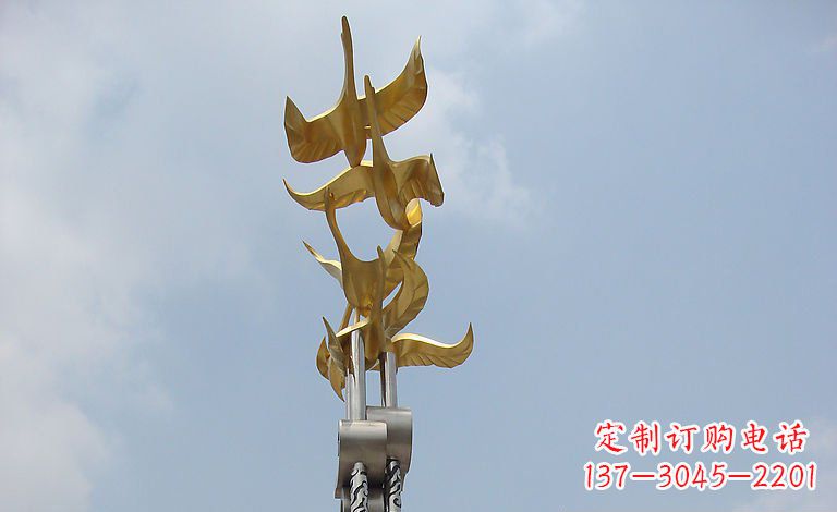 河南大雁不锈钢雕塑—梦想之羽