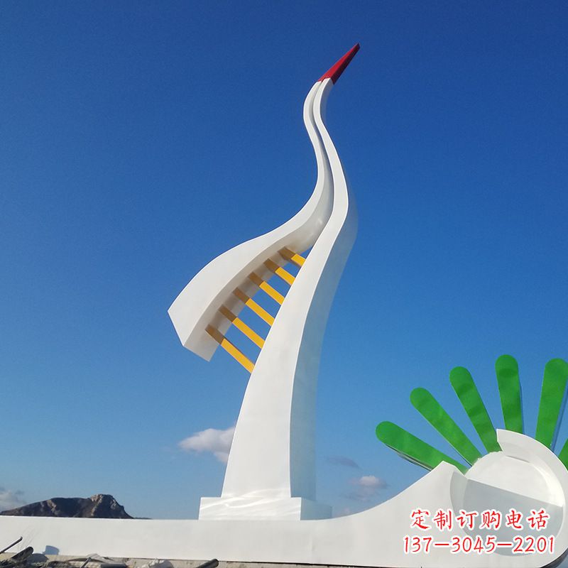 河南丹顶鹤的雕塑抽象
