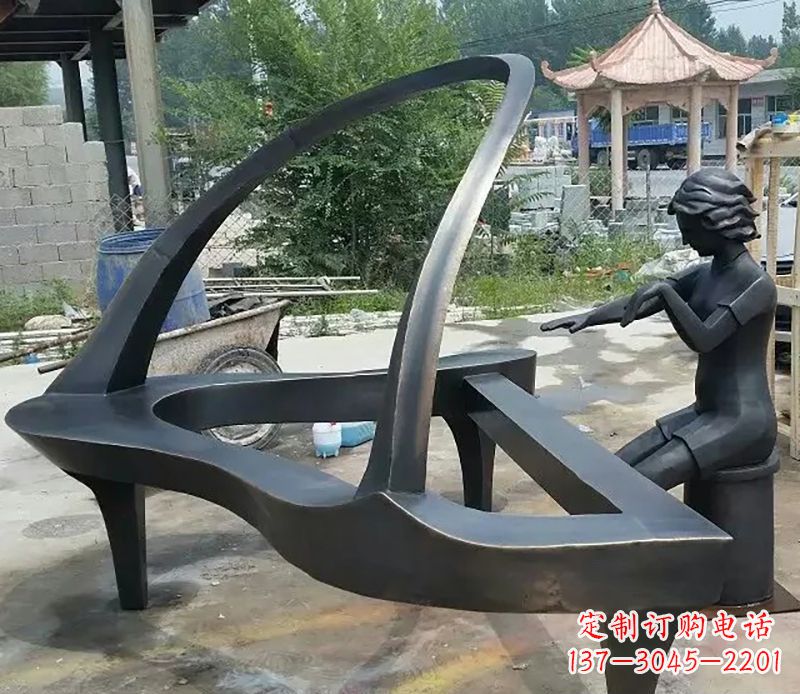 河南钢琴抽象铜雕