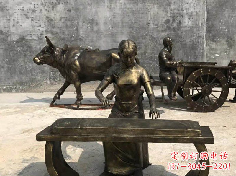 河南铜制古筝人物校园景观雕塑
