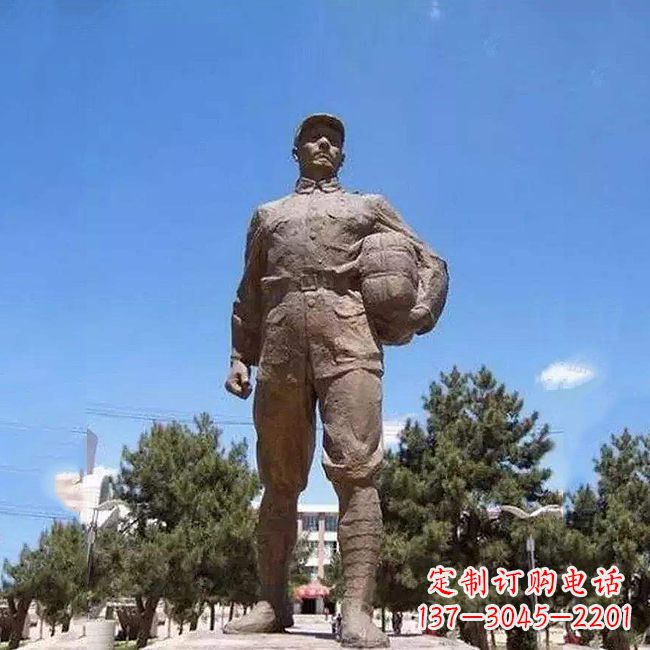 河南董存瑞石雕像 - 传承英雄精神的纪念雕塑