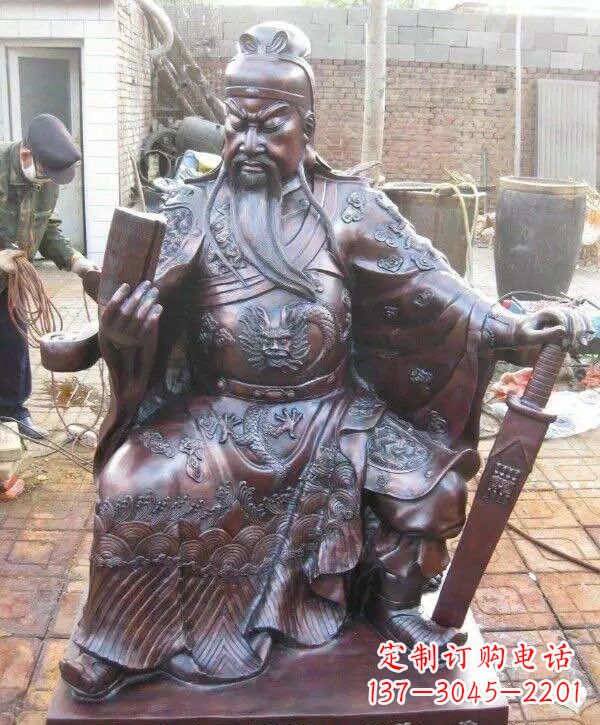 河南读春秋的关公铜雕222