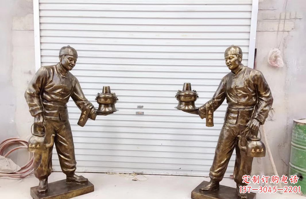 河南店小二铜雕塑——传承传统铸造工艺