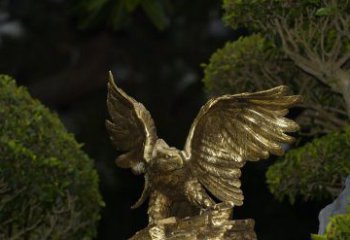 河南精美大鹏展翅老鹰铜雕