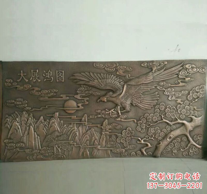 河南精致锻铜老鹰雕塑