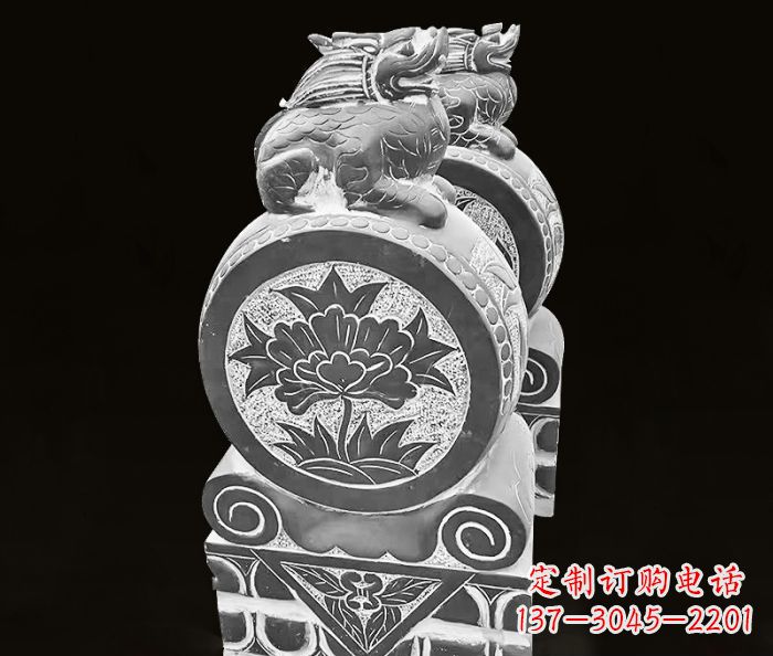 河南传统麒麟雕塑石门墩