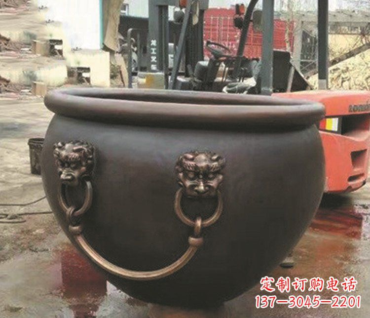 河南非凡形态的铜雕狮子头水缸