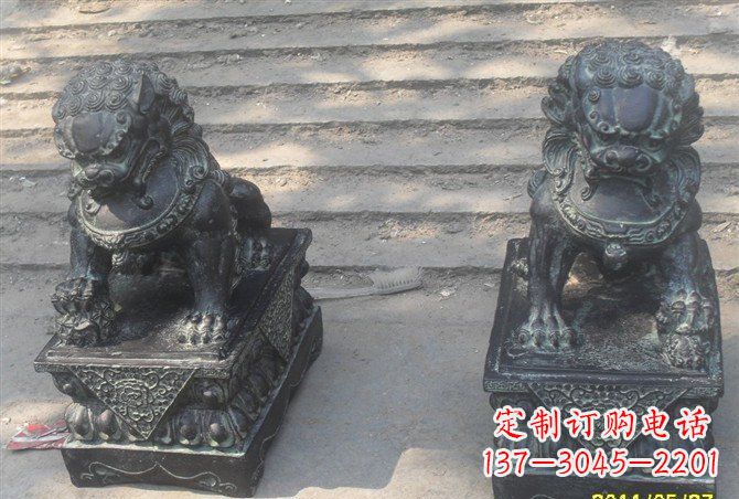 河南仿古铸铜狮子雕塑