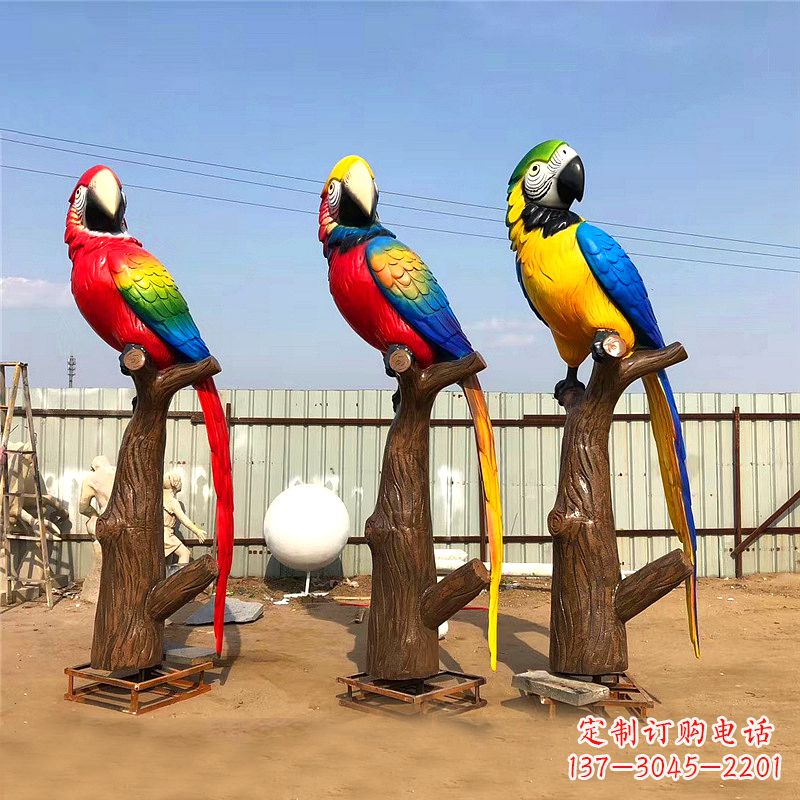 河南仿真鹦鹉玻璃钢景观雕塑