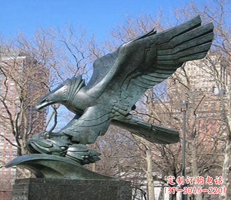 河南飞鹰石雕动物景观雕塑