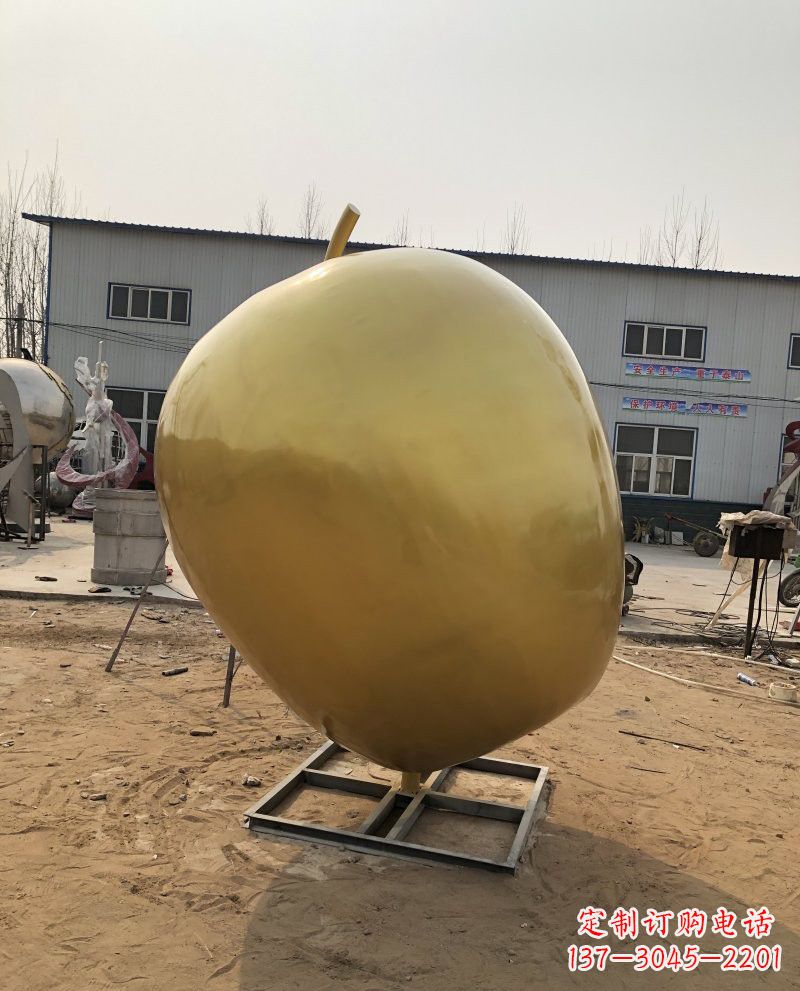 河南仿铜质苹果玻璃钢雕塑