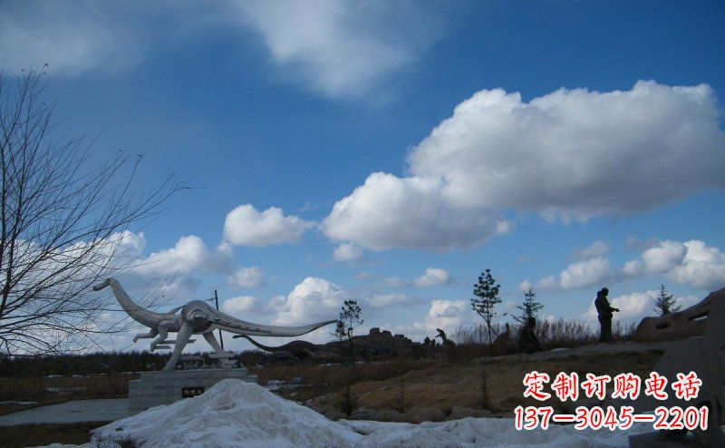 河南超大不锈钢动物恐龙雕塑
