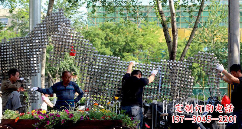 河南中领雕塑 - 动物抽象不锈钢雕塑