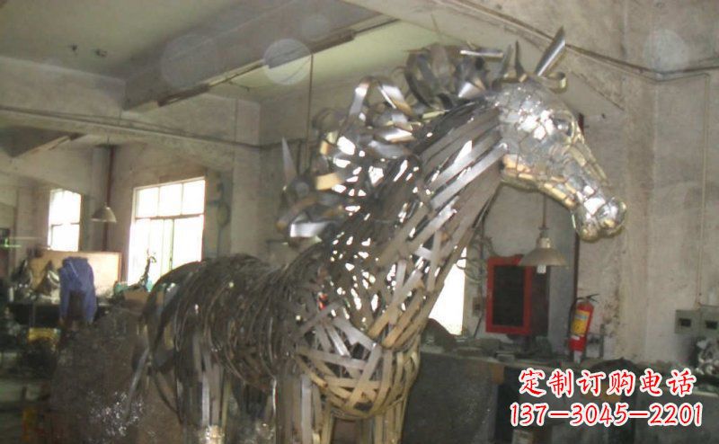 河南不锈钢抽象马动物雕塑