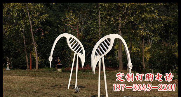 河南精美不锈钢仙鹤雕塑