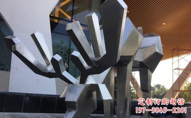 河南聚体雕塑抽象几何驯鹿