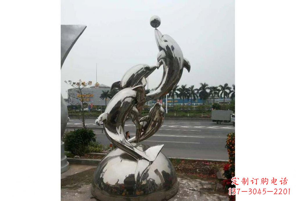 河南海豚系列不锈钢顶球雕塑