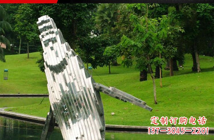 河南温馨活泼的不锈钢动物企鹅雕塑