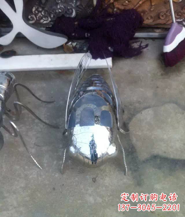 河南不锈钢动物雕塑