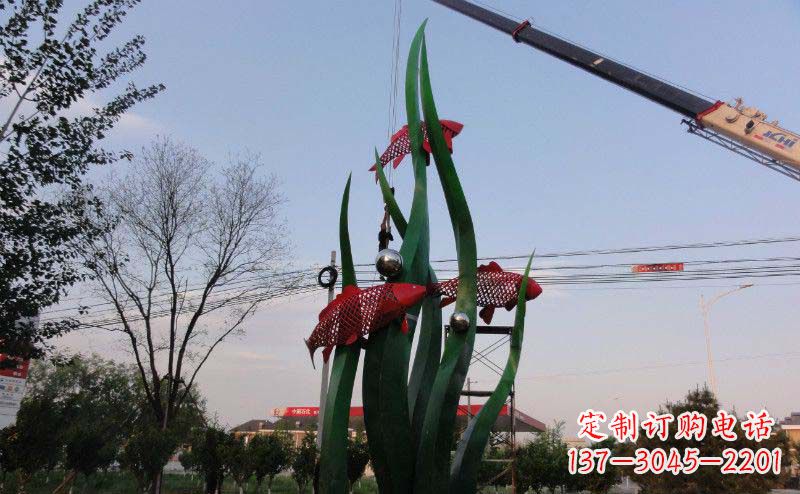 河南欧洲风格鲤鱼不锈钢雕塑