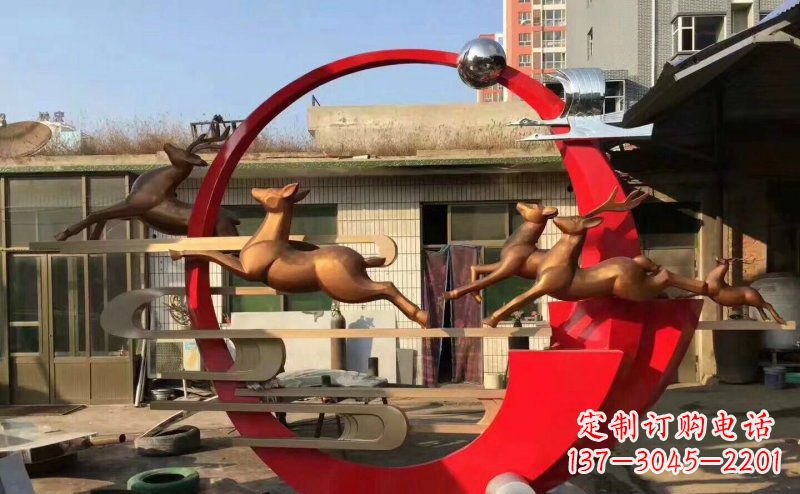河南梅花鹿不锈钢雕塑引人瞩目的审美观赏