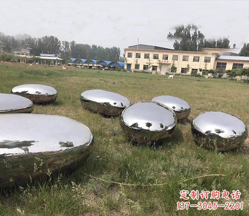 河南精美不锈钢水滴景观雕塑