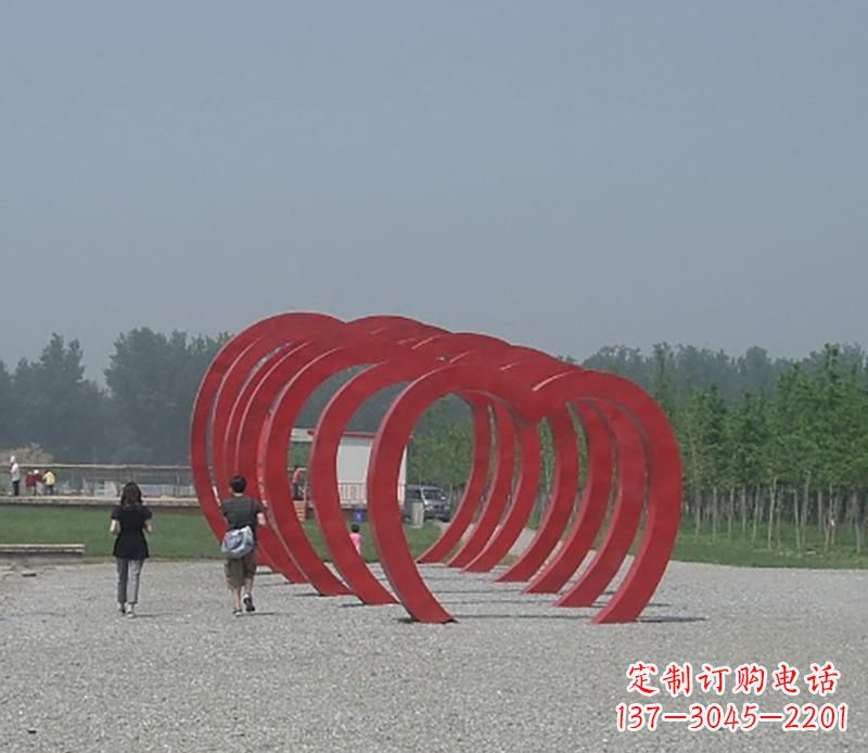 河南不锈钢心形拱门雕塑