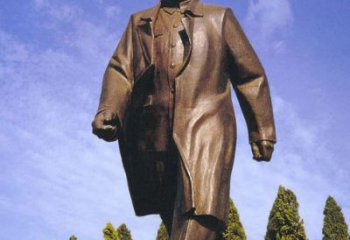 河南产品名称传承历史 铸就邓小平雕塑