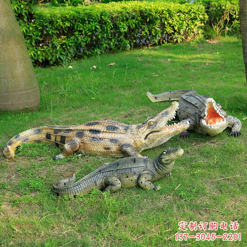 河南可爱的鳄鱼仿真动物雕塑
