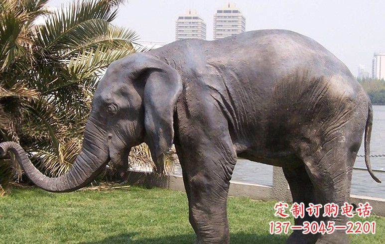 河南公园大象铜雕塑