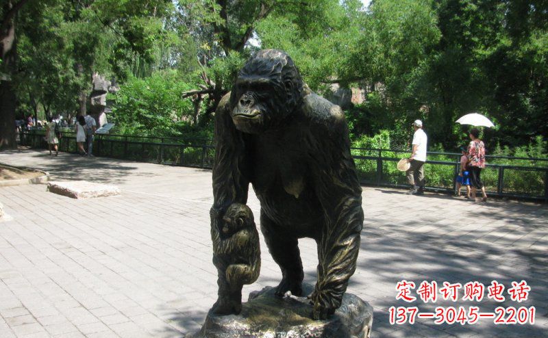 河南象征力量的猩猩铜雕