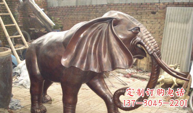 河南精美细腻的铸铜大象雕塑