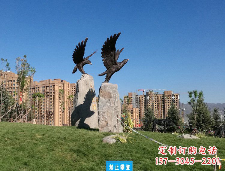 河南全新设计的精致老鹰雕塑