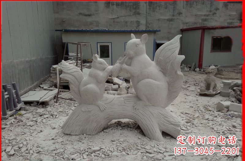 河南中领雕塑 松鼠之爱 石雕定制